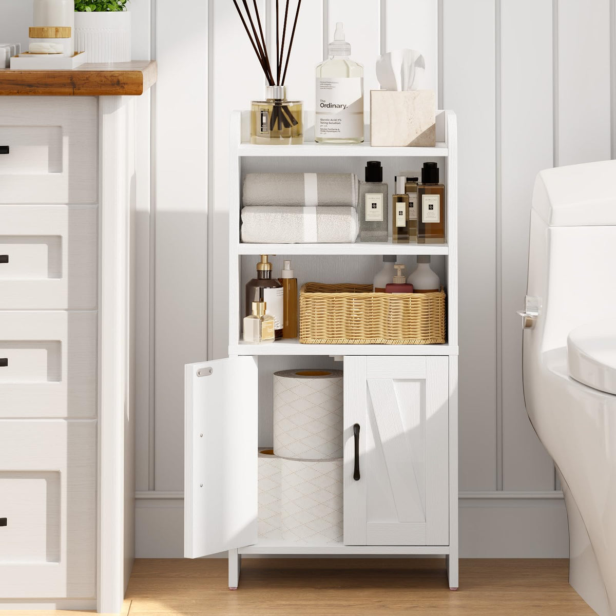 White Small Bathroom Storage Cabinet with 2 Doors and Shelves T14674