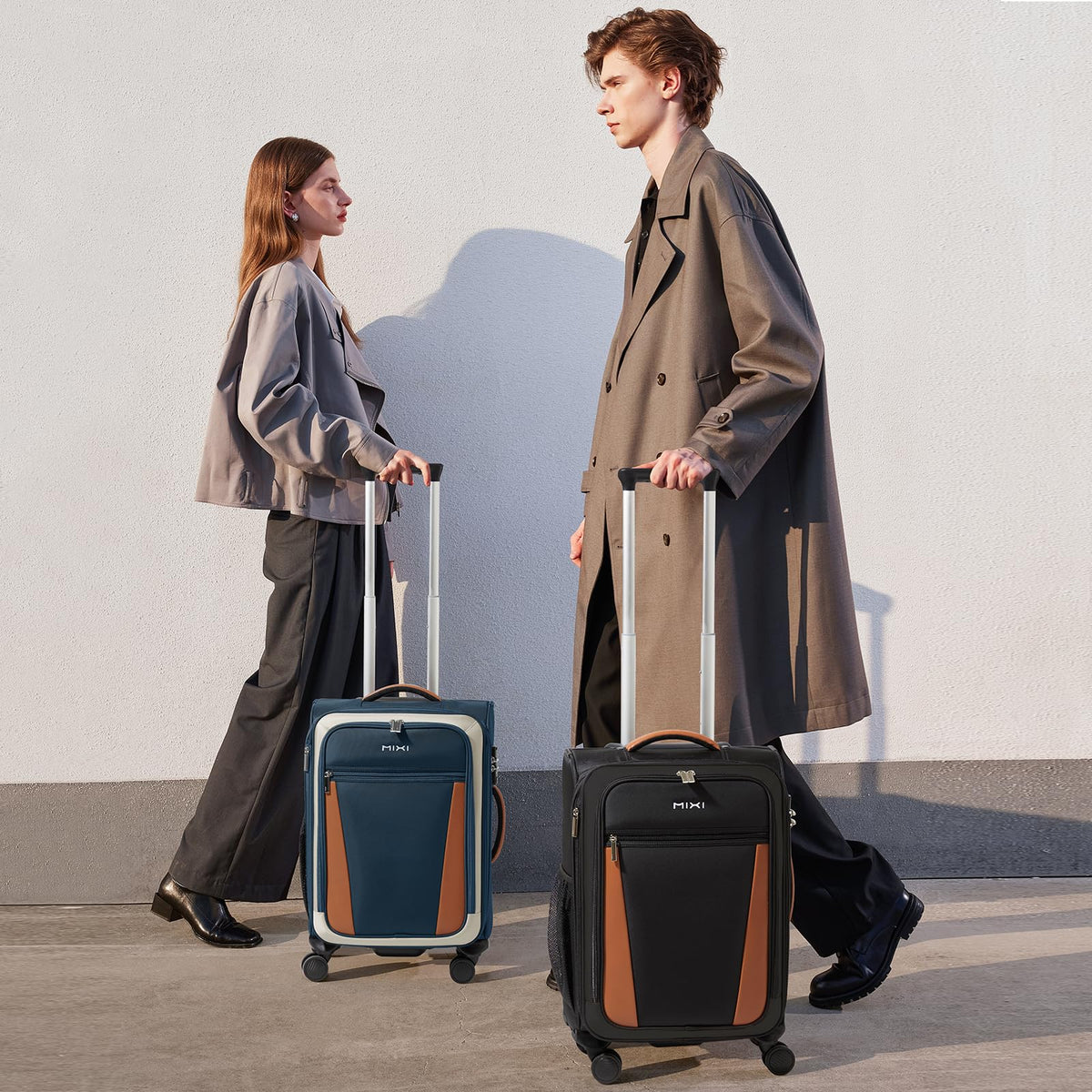 20 Inch Expandable Softside Carry On Luggage with Front Pocket O27460