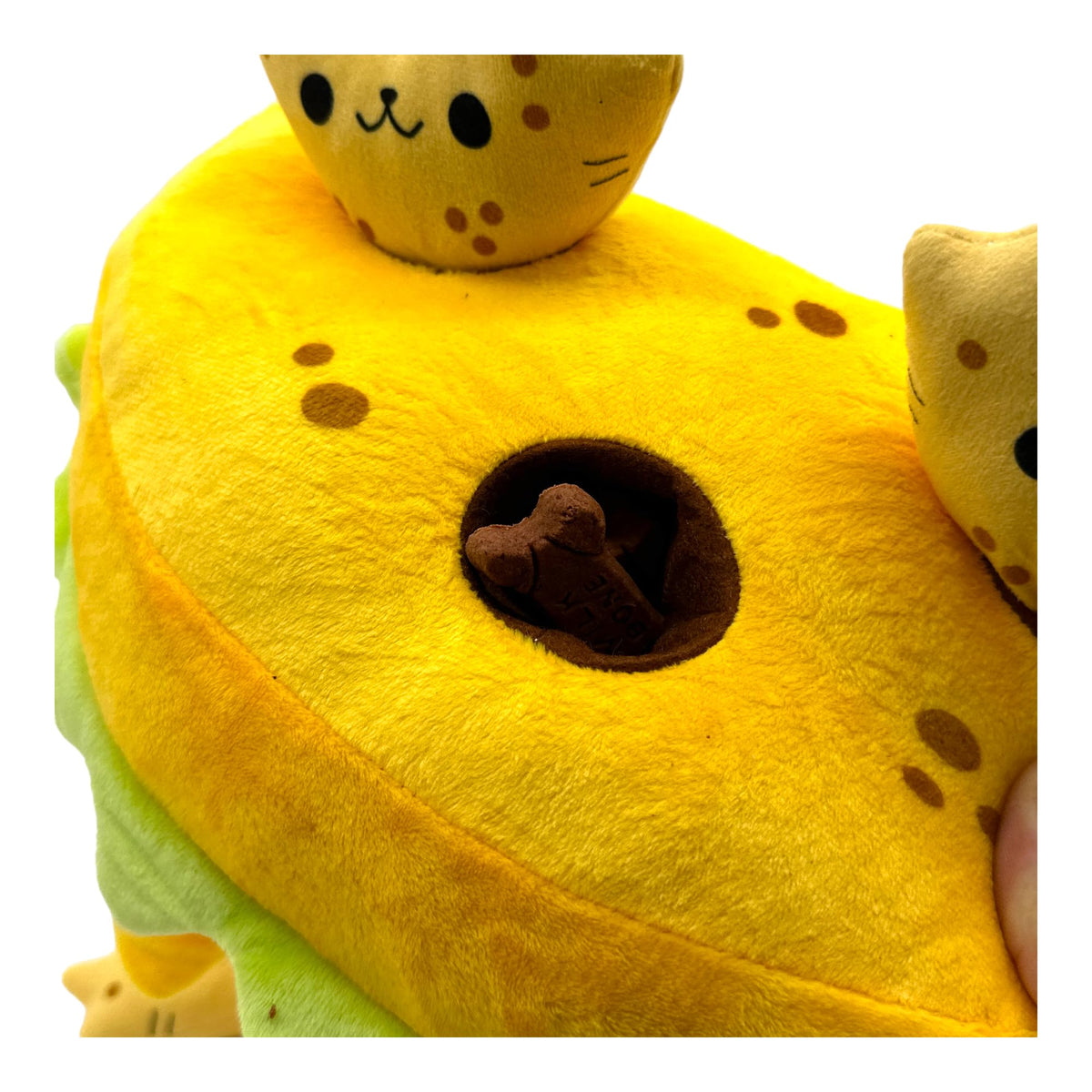 Cat Dog Stuffed Chew Toy B975587